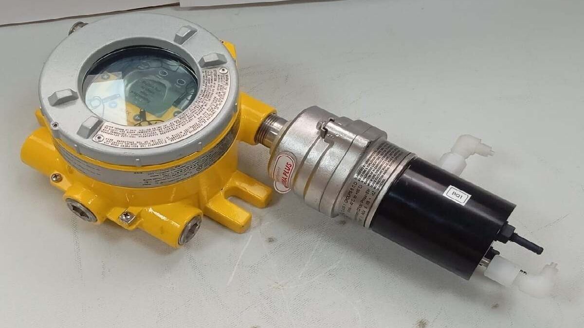 XNX Honeywell Analytics XNX Gas Detector Calibration Machine